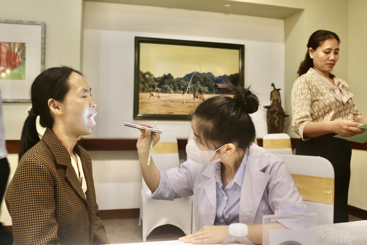 Khám_da_liễu_cho_nhân_viên_Khách_sạn_Sài_gòn3.jpg
