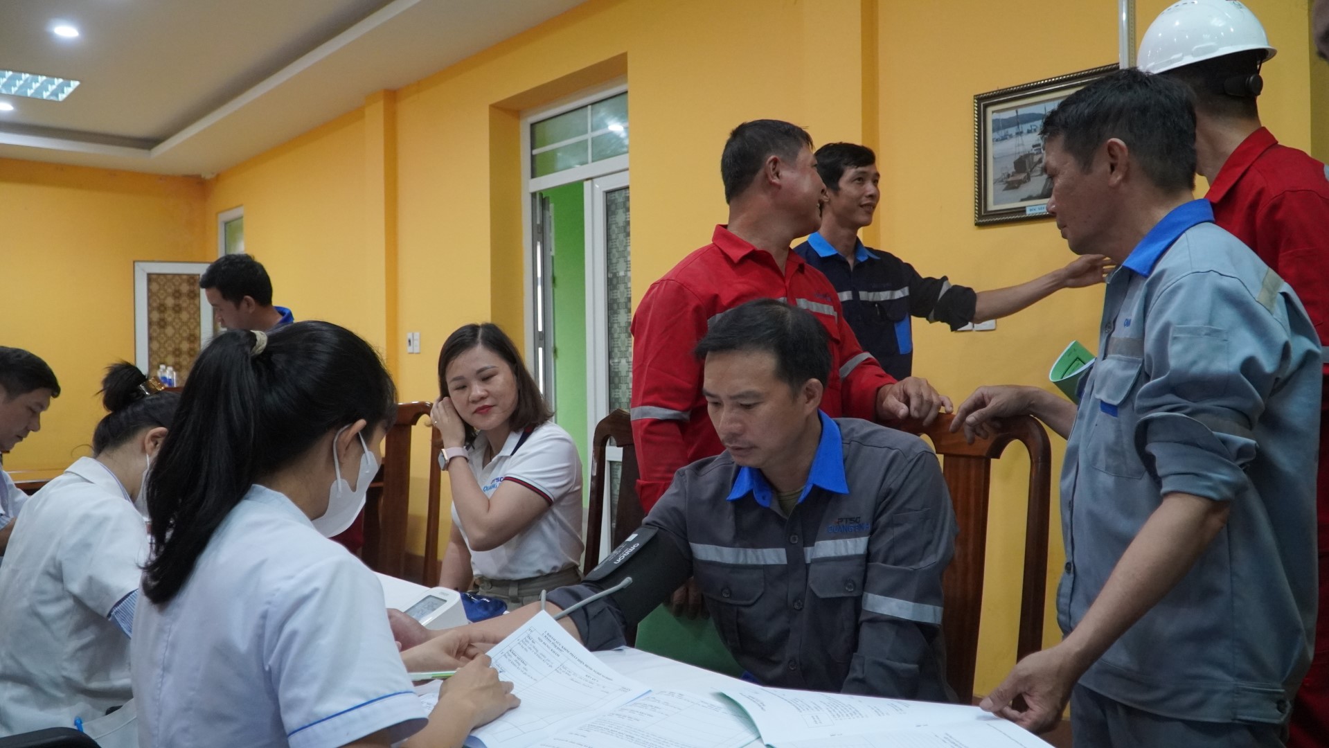 Một_số_hình_ảnh_ghi_nhận_Hòn_la1_Large.JPG