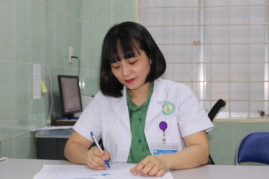 chuyen-nguoi-o-coi-dien-va-nhung-bac-sy-dac-biet-5-edited-1698846386824.webp