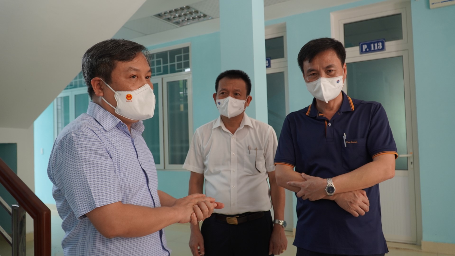 Đồng chí Bí thư Tỉnh ủy kiểm tra khu điều trị bệnh nhân Covid 19 tại Trường cao đẳng Luật miền Trung777 Large